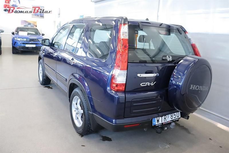 Begagnad Honda CR-V 150 HK (110 kW) 2005 Blå SUV