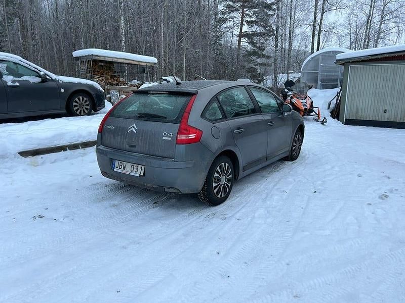 Begagnad Citroën C4 109 HK (80 kW) 2009