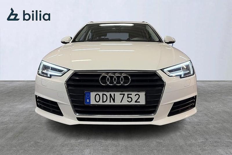 Begagnad Audi A4 Proline 151 HK (111 kW) 2016 Vit Kombi