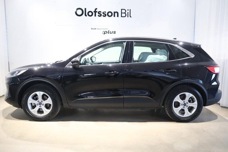 Svart Begagnad 2021 Ford Kuga SUV | 234 900 kr (Bra pris) - Bild 1/3