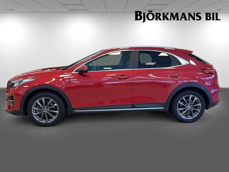 Begagnad Kia XCeed Advance 105 HK (77 kW) 2022 /aa9/ infra red m SUV
