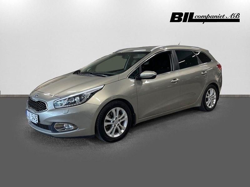 Grå Begagnad 2013 Kia Ceed Sportswagon Comfort Kombi | 89 000 kr (Marknadspris) - Bild 1/4