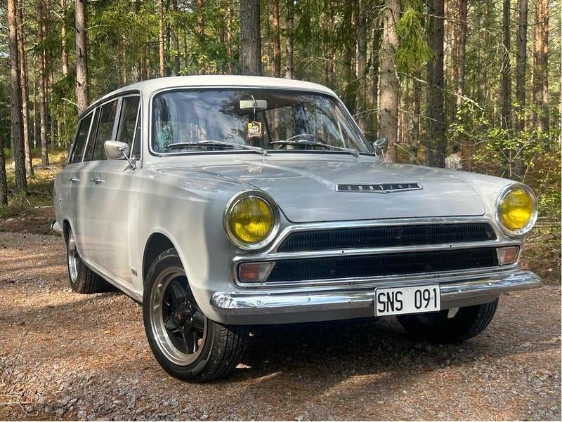 Begagnad 1966 Ford Cortina Kombi | 87 500 kr - Bild 1/4