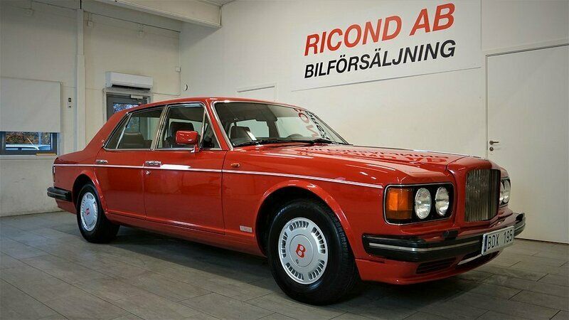 Röd Begagnad 1990 Bentley Turbo R Sedan | 289 000 kr - Bild 1/4