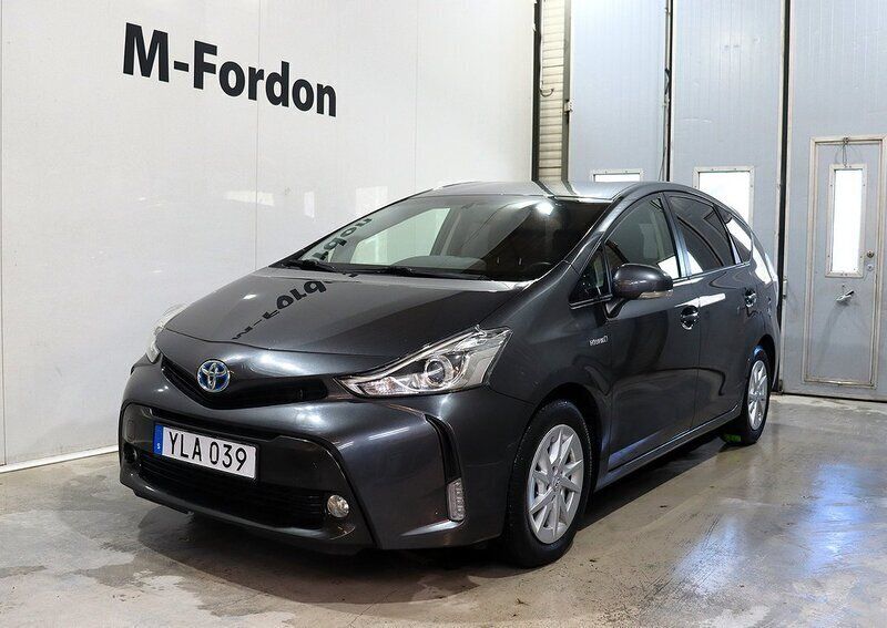 Mörkgrå Begagnad 2017 Toyota Prius+ Minibuss | 234 900 kr (Lite dyr) - Bild 1/4