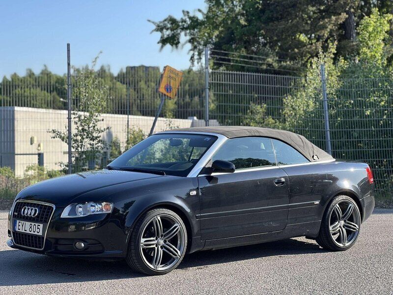 Svart Begagnad 2007 Audi A4 Cabriolet Cab | 65 000 kr - Bild 1/4