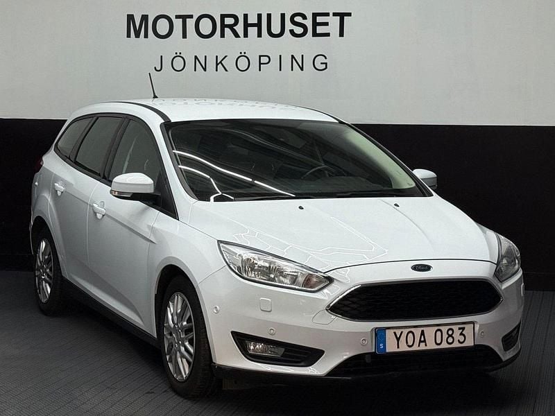 Vit Begagnad 2018 Ford Focus Trend Kombi | 114 800 kr (Bra pris) - Bild 1/4