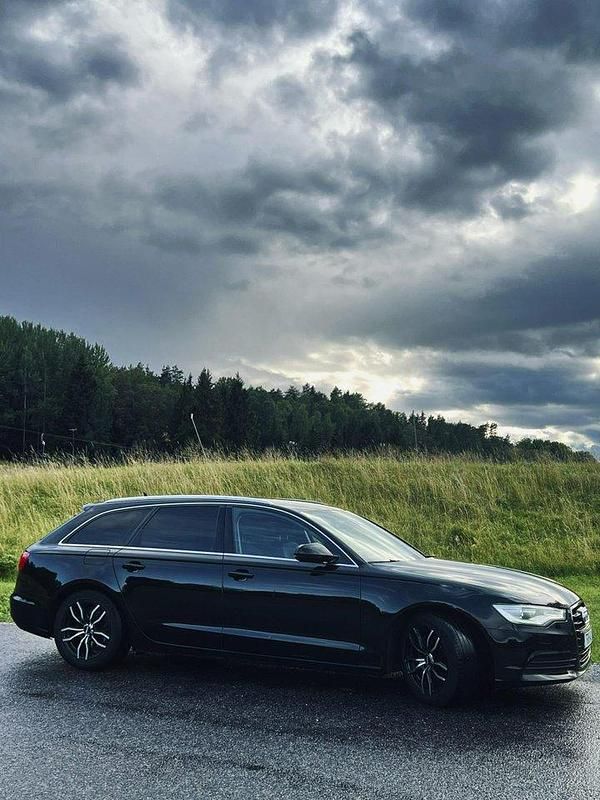 Svart Begagnad 2013 Audi A6 Kombi | 92 000 kr (Marknadspris) - Bild 1/4