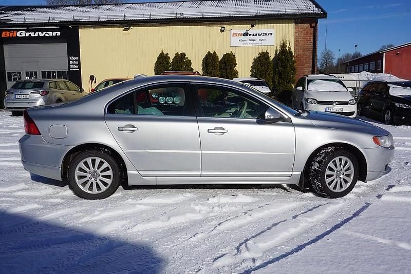 Begagnad Volvo S80 Summum 145 HK (106 kW) 2008 Ljusgrå Sedan