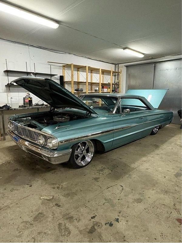 Begagnad 1964 Ford Galaxie Sportkupé | 170 000 kr - Bild 1/4