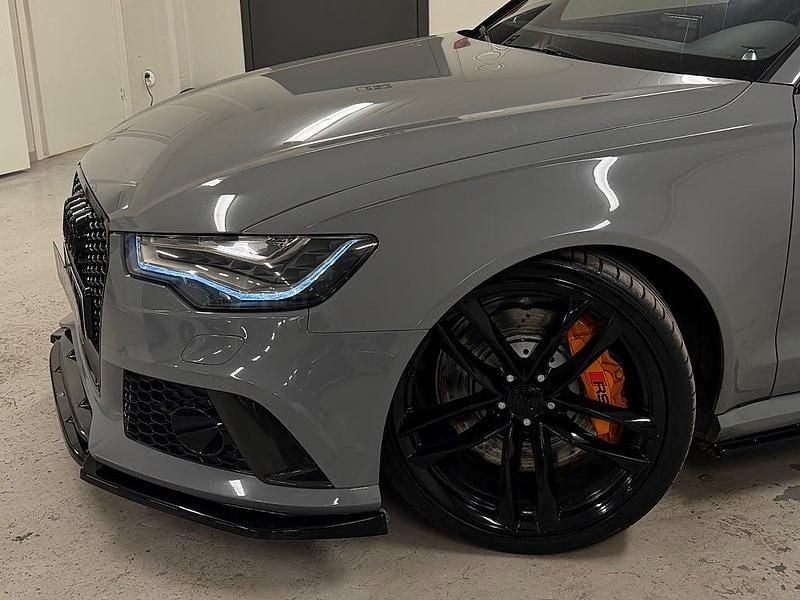 Begagnad Audi RS6 560 HK (411 kW) 2014 Grå Kombi