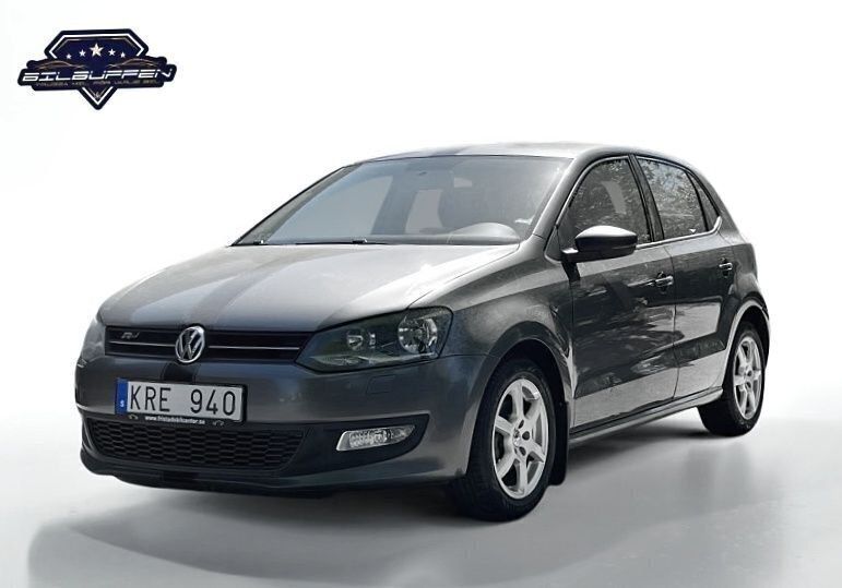 Mörkgrå Begagnad 2010 VW Polo Trendline Halvkombi | 69 900 kr (Marknadspris) - Bild 1/4