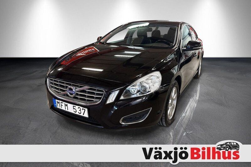 Svart Begagnad 2011 Volvo S60 Momentum Sedan | 99 900 kr (Lite dyr) - Bild 1/4