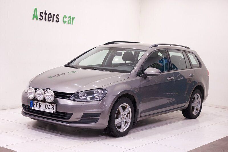 Grå Begagnad 2013 VW Golf VII Kombi | 105 000 kr (Lite dyr) - Bild 1/4