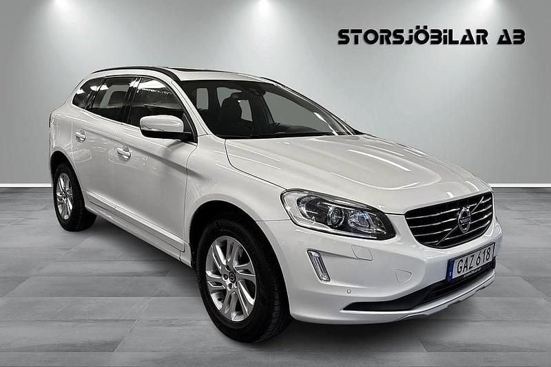 Vit Begagnad 2015 Volvo XC60 Momentum SUV | 189 000 kr (Marknadspris) - Bild 1/4