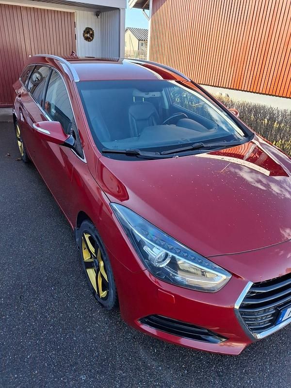 Begagnad Hyundai i40 141 HK (103 kW) 2016 Kombi