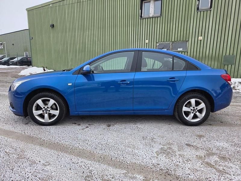 Begagnad Chevrolet Cruze 124 HK (91 kW) 2011