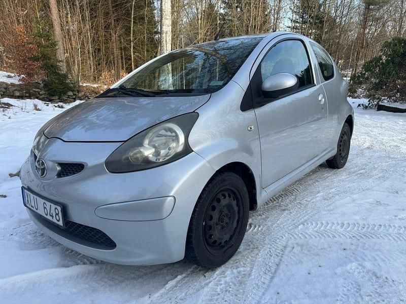 Begagnad Toyota Aygo 68 HK (50 kW) 2005 Halvkombi