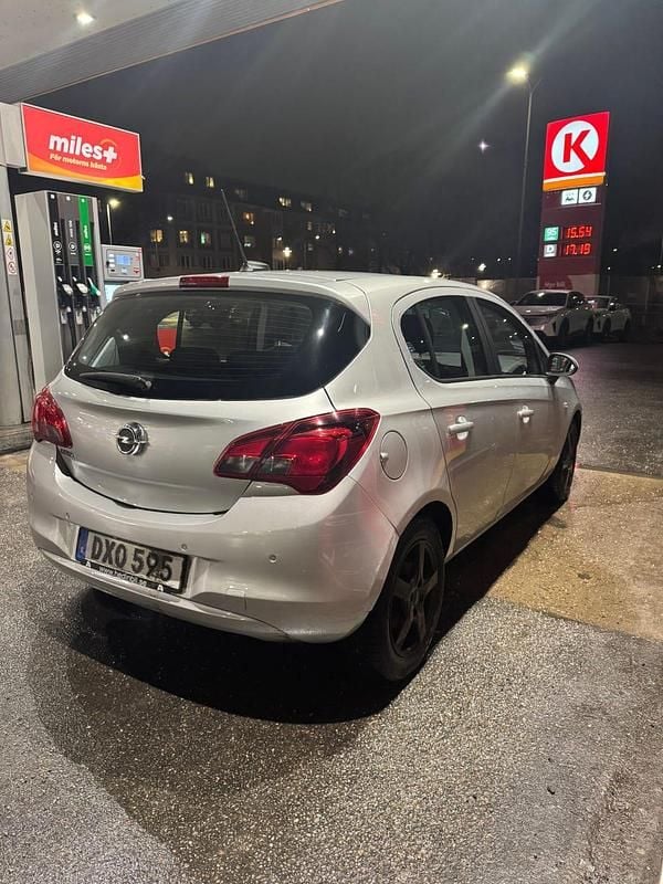 Begagnad Opel Corsa 90 HK (66 kW) 2018 Halvkombi