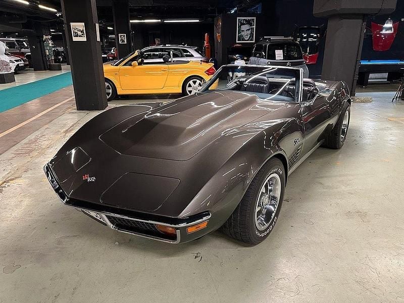 Grå Begagnad 1971 Chevrolet Corvette Stingray Cab | 749 000 kr - Bild 1/4