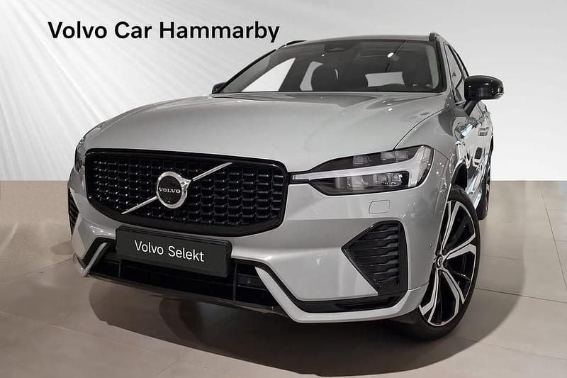Grå Begagnad 2025 Volvo XC60 Ultra SUV | 579 000 kr (Dyr) - Bild 1/3