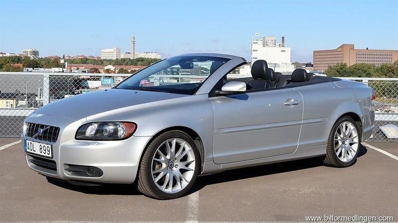 Grå samma som bilen Begagnad 2007 Volvo C70 Summum Cab | 129 900 kr (Lite dyr) - Bild 1/4
