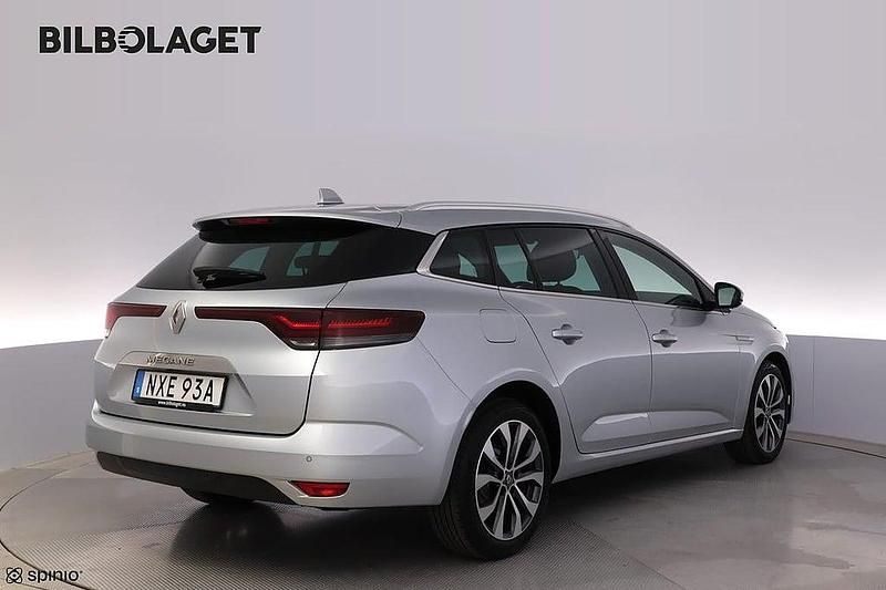 Begagnad Renault Mégane GrandTour Techno 140 HK (102 kW) 2023 Grå Kombi
