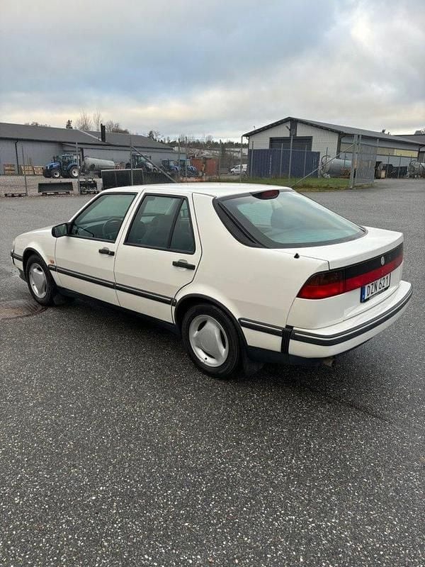 Begagnad Saab 9000 132 HK (97 kW) 1997 Vit Sedan