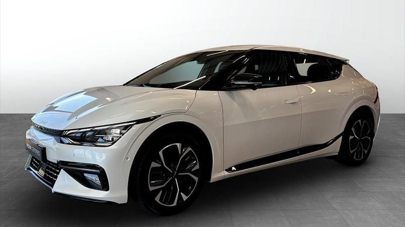 Vit (white) Begagnad 2021 Kia EV6 GT-Line SUV | 449 900 kr - Bild 1/4
