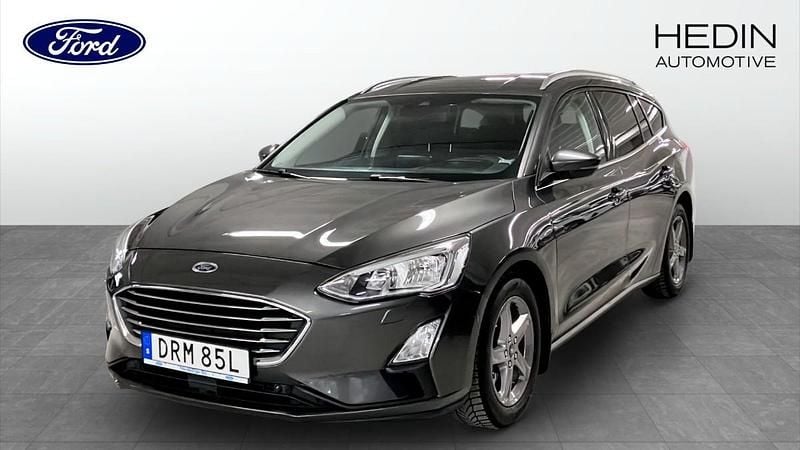 Grå (grey) Begagnad 2019 Ford Focus Kombi | 129 900 kr (Marknadspris) - Bild 1/4