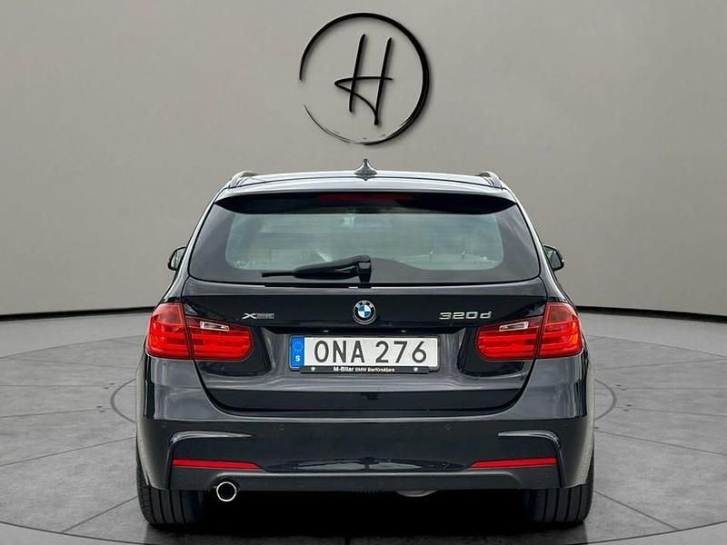 Begagnad BMW 320 M Sport 184 HK (135 kW) 2015 Svart Kombi