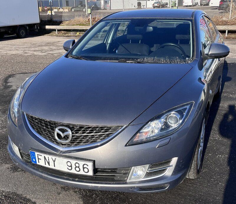 Grå Begagnad 2008 Mazda 6 Inclusive Halvkombi | 35 000 kr (Superpris) - Bild 1/4