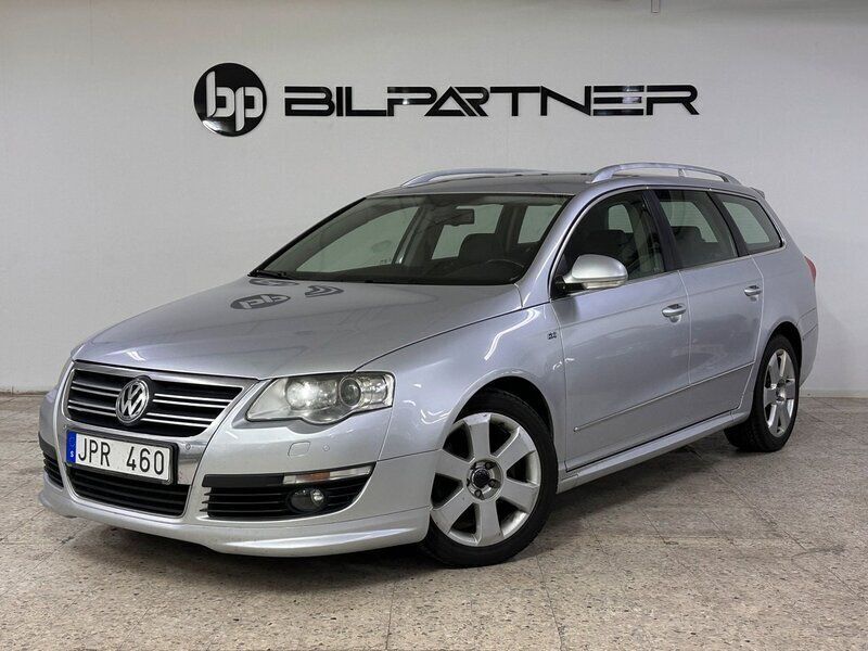 Silver Begagnad 2008 VW Passat Kombi | 69 900 kr (Lite dyr) - Bild 1/4