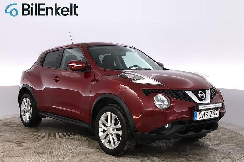 Röd Begagnad 2016 Nissan Juke SUV | 119 900 kr (Marknadspris) - Bild 1/4