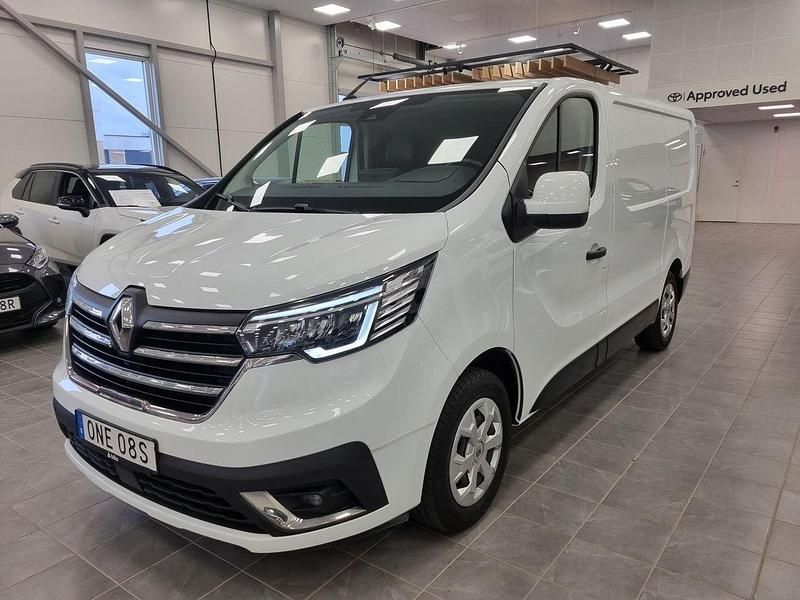 Vit Begagnad 2023 Renault Trafic Van | 295 000 kr (Lite dyr) - Bild 1/4