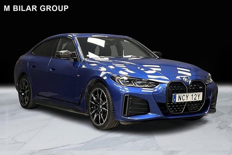 Blå Begagnad 2023 BMW i4 M Sport Sedan | 699 000 kr (Dyr) - Bild 1/4