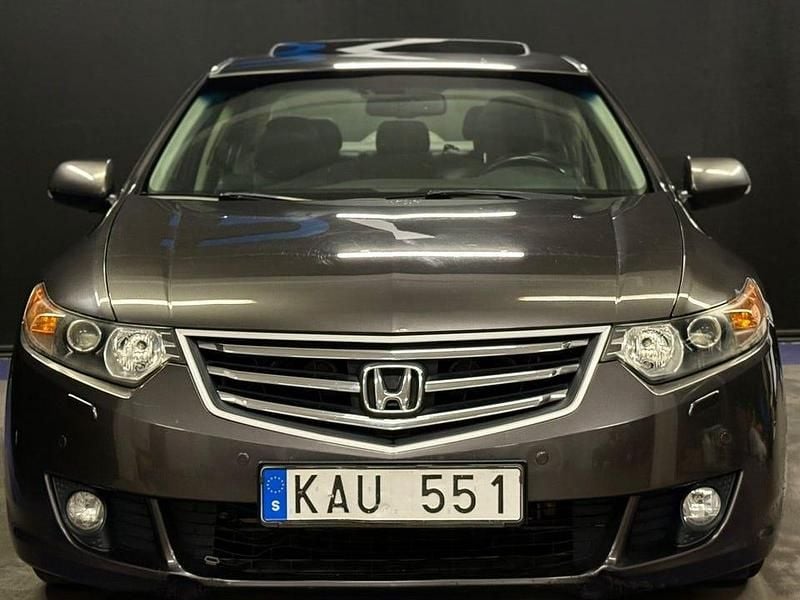 Begagnad Honda Accord Executive 156 HK (114 kW) 2009 Mörkgrå Sedan