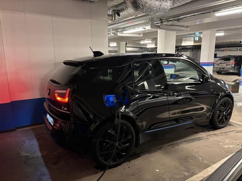Begagnad 2019 BMW i3 Halvkombi | 155 000 kr (Bra pris) - Bild 1/4