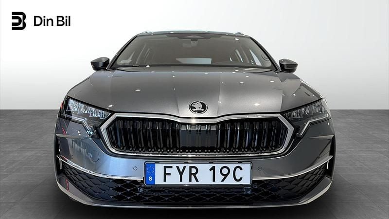 Ny Skoda Octavia 2026 Grå Kombi