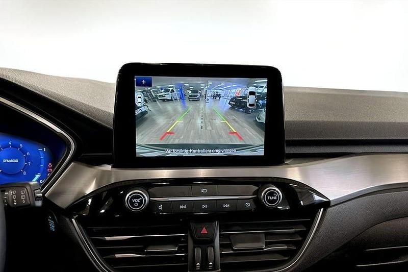 Begagnad Ford Kuga 151 HK (111 kW) 2023 Grå SUV