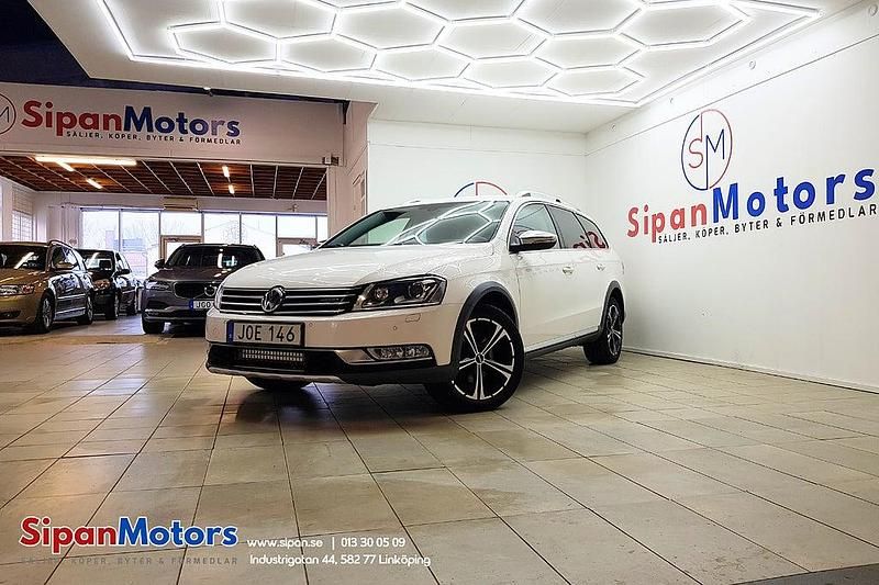 Begagnad VW Passat Alltrack 177 HK (130 kW) 2014 Vit Kombi