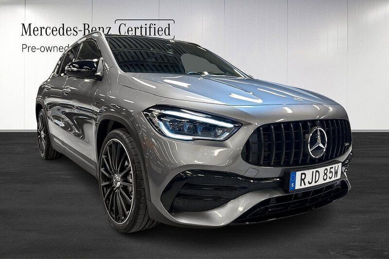 Begagnad Mercedes GLA35 AMG AMG 306 HK (225 kW) 2022 Mörkgrå SUV