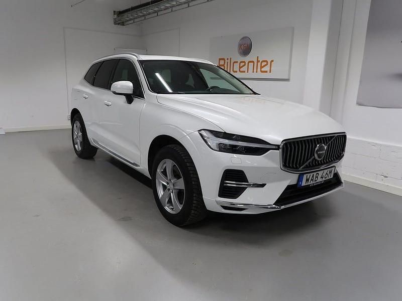 Begagnad Volvo XC60 350 HK (257 kW) 2023 Vit SUV