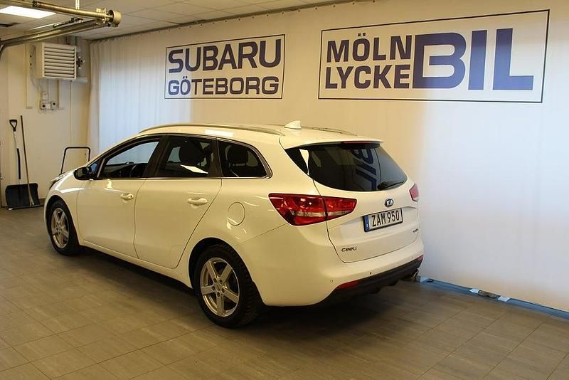 Begagnad Kia Ceed Sportswagon 136 HK (100 kW) 2017 Vit Kombi