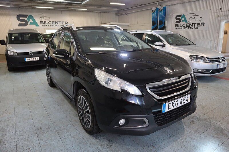Svart Begagnad 2014 Peugeot 2008 SUV | 74 900 kr (Marknadspris) - Bild 1/4