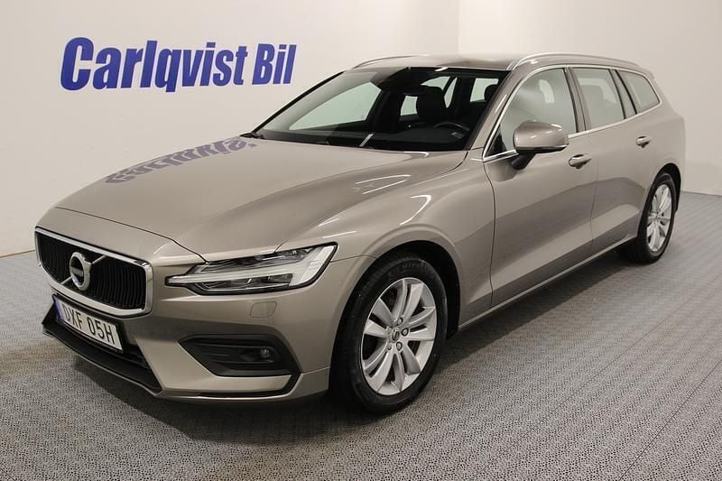 Grå (pebble grey metallic) Begagnad 2019 Volvo V60 Kombi | 295 000 kr (Bra pris) - Bild 1/4