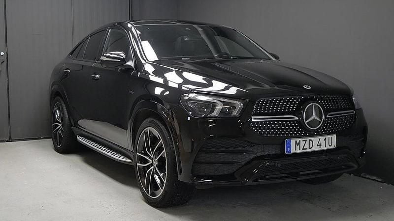 Svart Begagnad 2021 Mercedes GLE350 AMG Sportkupé | 598 800 kr (Marknadspris) - Bild 1/4