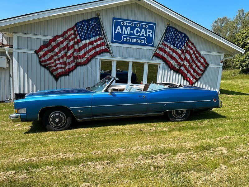 Begagnad Cadillac Fleetwood 238 HK (175 kW) 1973 Vit Sedan