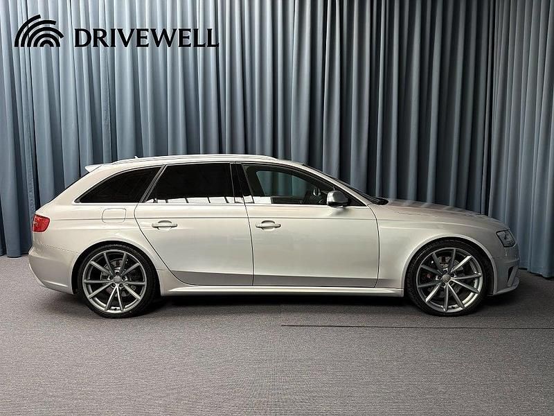 Begagnad Audi RS4 451 HK (331 kW) 2012 Silver Kombi