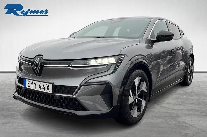 Grå Begagnad 2022 Renault Mégane IV | 279 800 kr - Bild 1/4